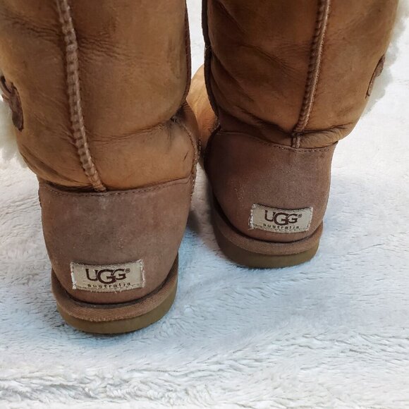 Ugg Tan Chestnut Sheepskin Bailey Boho Button Triplet Tall Boot High Boot SZ 8 - Picture 4 of 16